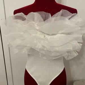 Zara White Ribbed Top